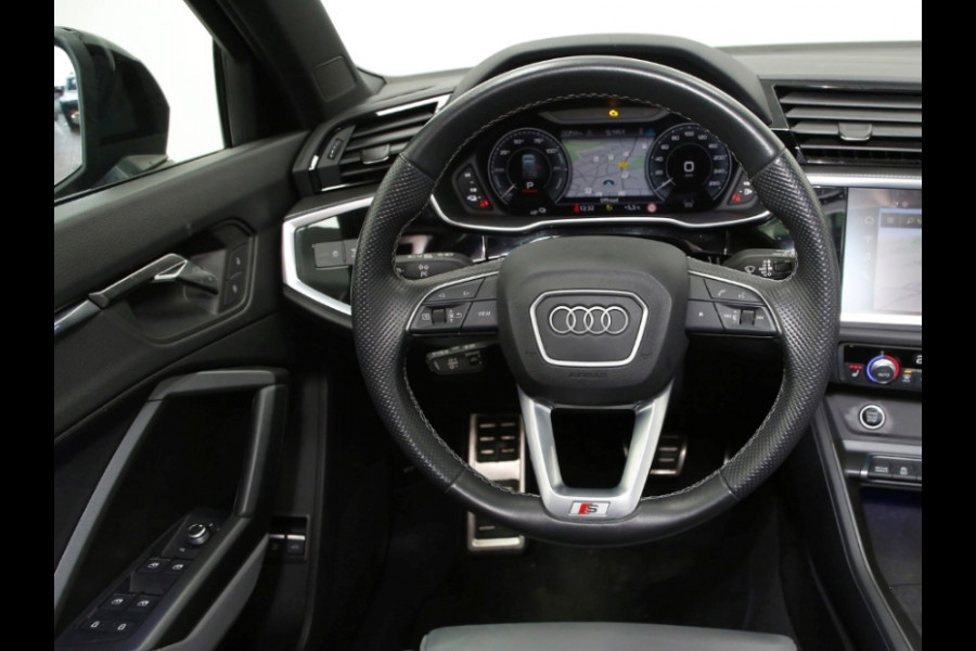 Audi Q3 45 Tfsi-e S-LINE (2x) ** MATRIX, LEDER, PANORAMA, TREKH, ACC, 20-inch LMV ** 1e EIG - UNFALLFREI ** ** INFORMEER OOK NAAR ONZE AANTREKKELIJKE FINANCIAL-LEASE TARIEVEN **