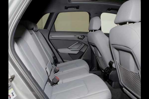 Audi Q3 45 Tfsi-e S-LINE (2x) ** MATRIX, LEDER, PANORAMA, TREKH, ACC, 20-inch LMV ** 1e EIG - UNFALLFREI ** ** INFORMEER OOK NAAR ONZE AANTREKKELIJKE FINANCIAL-LEASE TARIEVEN **