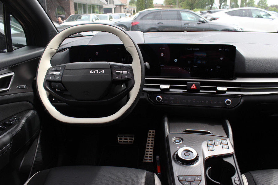 Kia Sportage 1.6 T-GDi Plug-in Hybrid GT-PlusLine / Panoramadak / 360Camera / Head-up / Leder / Matrix LED / Keyless / 18'' / CarPlay / Harman Kardon / Stoelventilatie / Stoelverwarming 4x / Dodehoek / DAB / ACC