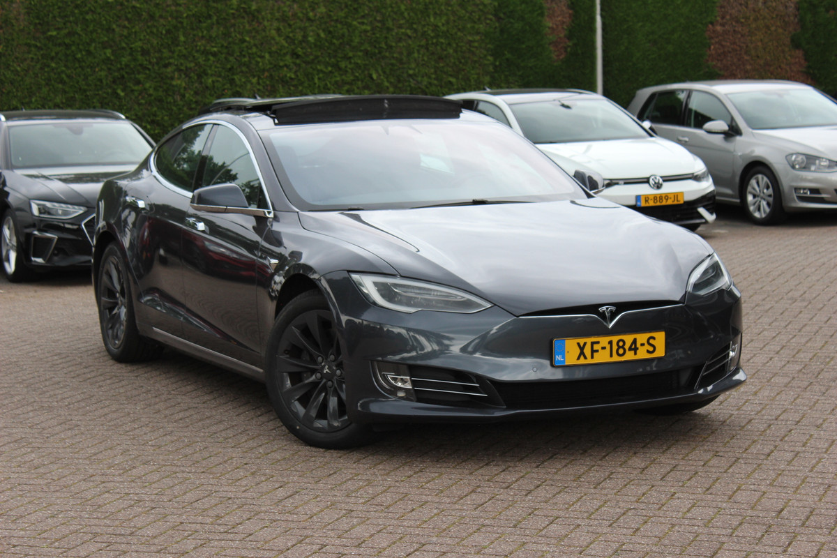 Tesla Model S 100D / SoH 88,6% / Autopilot 2.5 / Luchtvering / Panoramadak / Performance package / Leder / Navigatie / 20'' / Audio Premium