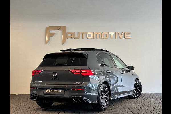 Volkswagen Golf 1.5 eTSI R-Line Pano|Keyless|Camera|IQ|Sfeer