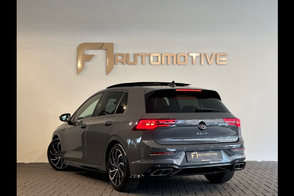Volkswagen Golf 1.5 eTSI R-Line Pano|Keyless|Camera|IQ|Sfeer