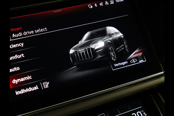 Audi Q7 60 TFSI e quattro Competition S Line [LUCHTVERING, TREKHAAK UITKLAPBAAR, SFEERVERLICHTING, ELEKTRISCH VERSTELBARE STOELEN, APPLE CARPLAY, ANDROID, STOELVERWARMING, CAMERA, PDC V+A, VOL LEDER, CRUISE, CLIMATE, NIEUWSTAAT]