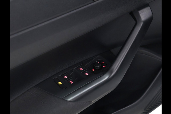 Volkswagen Polo 1.0 TSI R Line [SCHUIFDAK, APPLE CARPLAY, ANDROID AUTO, CRUISE CONTROL, CLIMATE CONTROL, PARKEERSENSORS, NIEUWSTAAT]