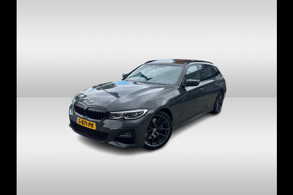 BMW 3 Serie Touring 330i High Exe. M Sport / Panoramadak / Camera / Leder / CarPlay / 19'' / Sportstoelen / Stoelverwarming / DAB / Cruise Control / Getint glas