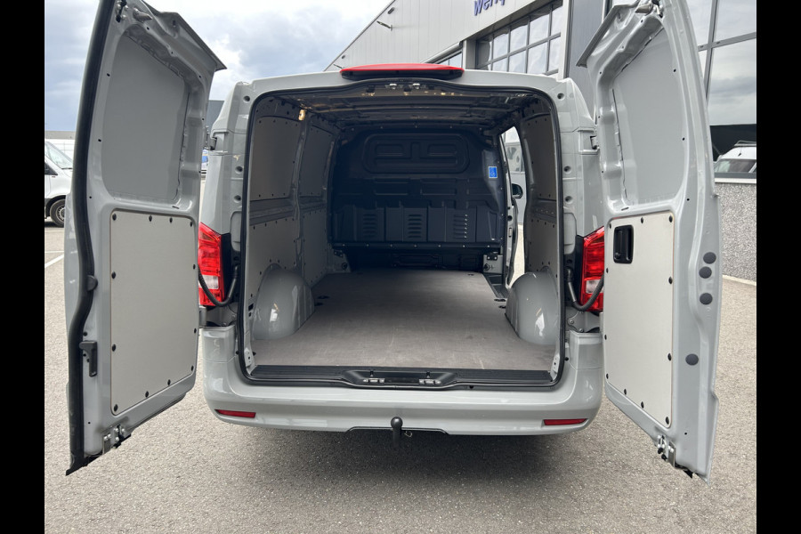 Mercedes-Benz Vito 116 CDI L3 Pro / 2500KG Trekhaak / MBUX / Navigatie / Camera / Cruise control / Airco / LMV