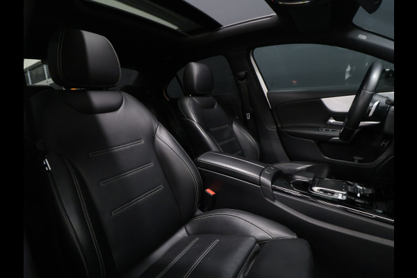 Mercedes-Benz A-Klasse 200 Advantage AMG [SCHUIFDAK, CAMERA, VOL LEDER, STOELVERWARMING, SPORTSTOELEN, NIEUWSTAAT]