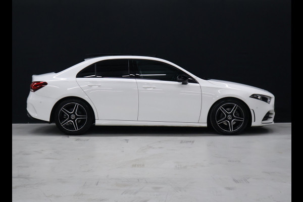 Mercedes-Benz A-Klasse 200 Advantage AMG [SCHUIFDAK, CAMERA, VOL LEDER, STOELVERWARMING, SPORTSTOELEN, NIEUWSTAAT]