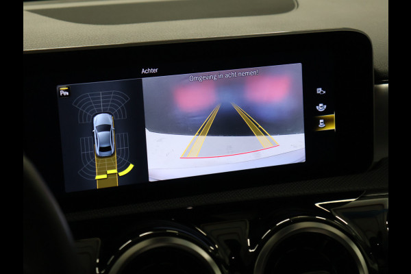 Mercedes-Benz A-Klasse 200 Advantage AMG [SCHUIFDAK, CAMERA, VOL LEDER, STOELVERWARMING, SPORTSTOELEN, NIEUWSTAAT]
