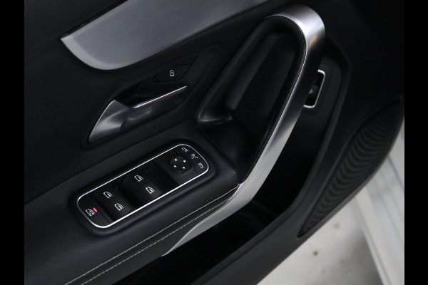 Mercedes-Benz A-Klasse 200 Advantage AMG [SCHUIFDAK, CAMERA, VOL LEDER, STOELVERWARMING, SPORTSTOELEN, NIEUWSTAAT]