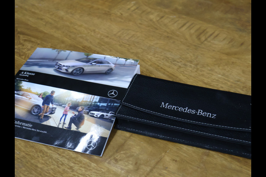 Mercedes-Benz A-Klasse 200 Advantage AMG [SCHUIFDAK, CAMERA, VOL LEDER, STOELVERWARMING, SPORTSTOELEN, NIEUWSTAAT]