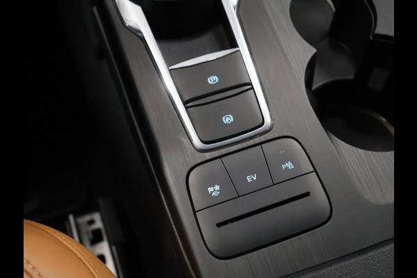 Ford Kuga 2.5 PHEV Titanium [SFEERVERLICHTING, APPLE CARPLAY, ANDROID, CAMERA, VOL LEDER, PDC V+A, DIGITAL DASH, LANE ASSIST, KEYLESS ENTRY, CRUISE CONTROL, CLIMATE CONTROL, NIEUWSTAAT]
