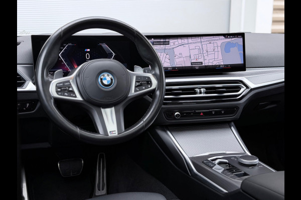 BMW 3 Serie Touring 320e Pano/Camera/Trekhaak