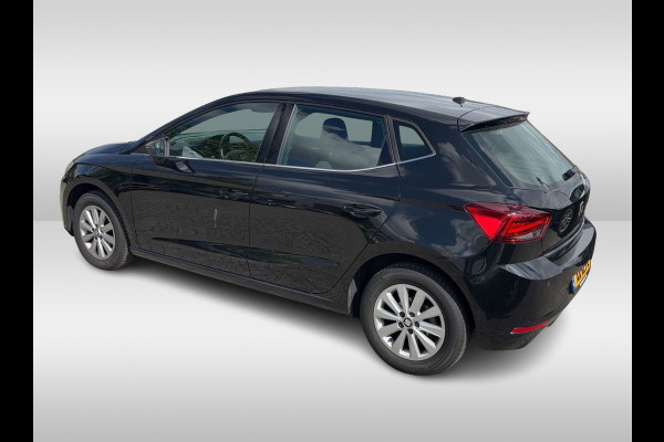 Seat Ibiza 1.0 TSI FR 116pk / CarPlay / Parkeerhulp achter / 17'' / Stoelverwarming / Cruise Control