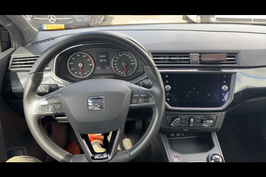 Seat Ibiza 1.0 TSI FR 116pk / CarPlay / Parkeerhulp achter / 17'' / Stoelverwarming / Cruise Control