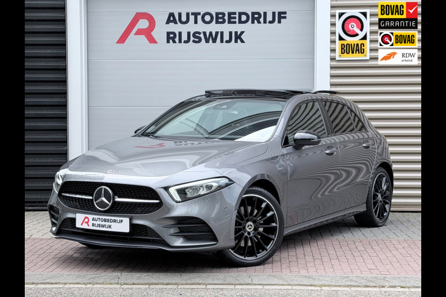 Mercedes-Benz A-Klasse 250 e AMG Line Pano/Camera/Sfeer