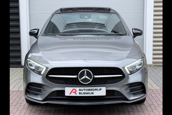 Mercedes-Benz A-Klasse 250 e AMG Line Pano/Camera/Sfeer
