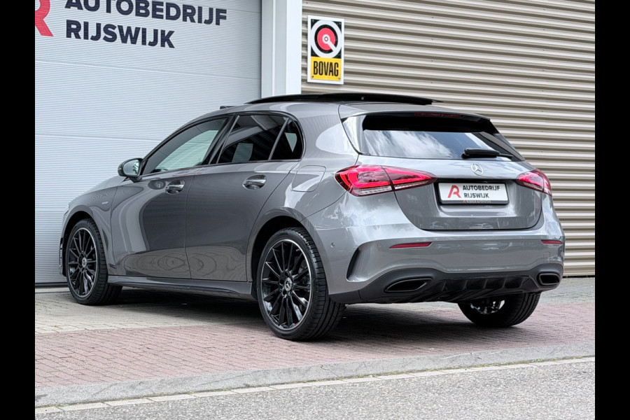 Mercedes-Benz A-Klasse 250 e AMG Line Pano/Camera/Sfeer