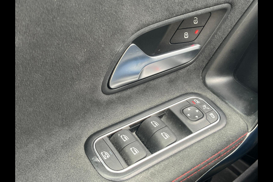 Mercedes-Benz A-Klasse 180 Business Solution AMG