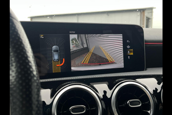 Mercedes-Benz A-Klasse 180 Business Solution AMG