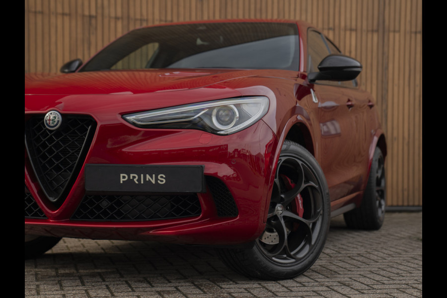 Alfa Romeo Stelvio 2.9 V6 AWD Quadrifoglio | Harman/Kardon | Rosso Competizione | Adapt. cruise | CarPlay | Carbon stuur