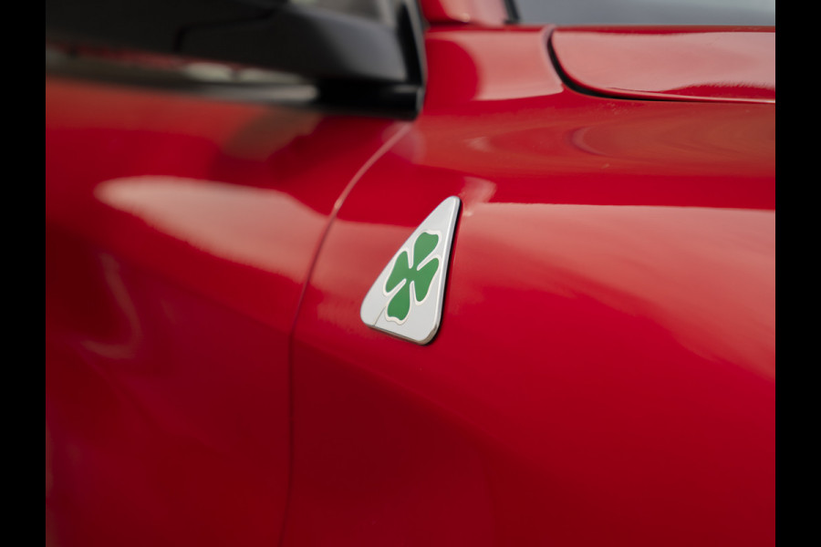 Alfa Romeo Stelvio 2.9 V6 AWD Quadrifoglio | Harman/Kardon | Rosso Competizione | Adapt. cruise | CarPlay | Carbon stuur