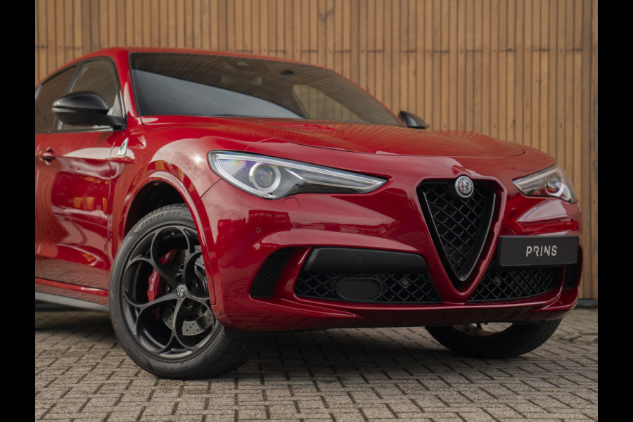 Alfa Romeo Stelvio 2.9 V6 AWD Quadrifoglio | Harman/Kardon | Rosso Competizione | Adapt. cruise | CarPlay | Carbon stuur
