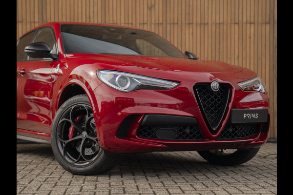 Alfa Romeo Stelvio 2.9 V6 AWD Quadrifoglio | Harman/Kardon | Rosso Competizione | Adapt. cruise | CarPlay | Carbon stuur