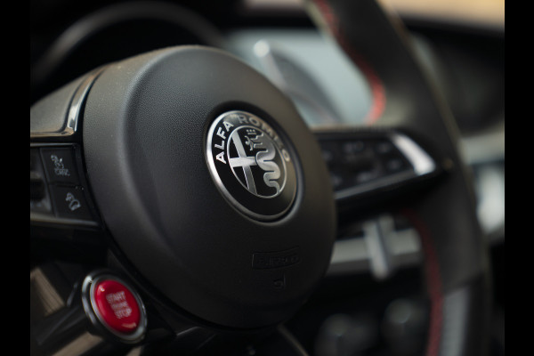Alfa Romeo Stelvio 2.9 V6 AWD Quadrifoglio | Harman/Kardon | Rosso Competizione | Adapt. cruise | CarPlay | Carbon stuur