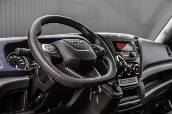 Iveco Daily 35S14V 2.3 L2H2 | Automaat | Trekhaak | Euro 6 | Cruise | Climate | 3500 KG Trekgewicht