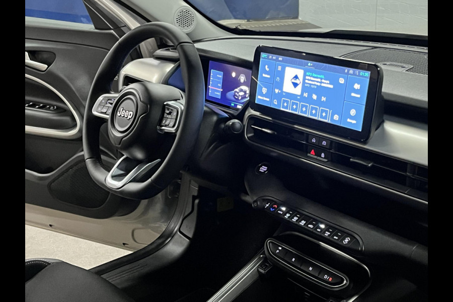 Jeep Avenger Summit 54 kWh *2.496 km* Adaptive cruise control | Camera | Carplay | Airco | Dodehoek detectie | 18" lichtmetalen wielen |