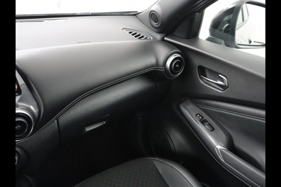 Nissan Juke 1.6 Hybrid Tekna | 360 Camera | Adaptive cruise | Carplay | Navigatie | Half leder | Full LED | Keyless | Climate control | Parkeerhulp | DAB | Bluetooth