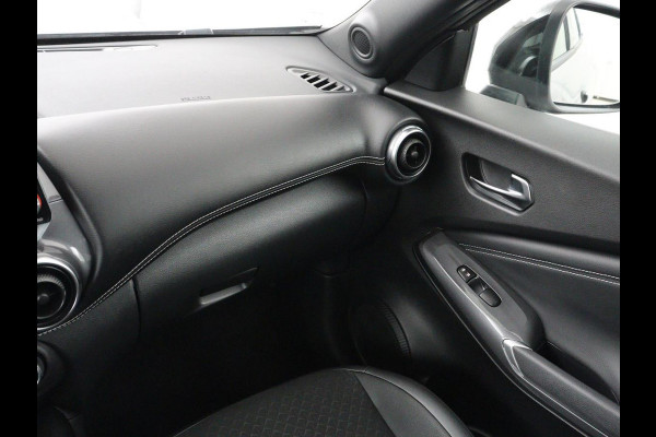 Nissan Juke 1.6 Hybrid Tekna | 360 Camera | Adaptive cruise | Carplay | Navigatie | Half leder | Full LED | Keyless | Climate control | Parkeerhulp | DAB | Bluetooth