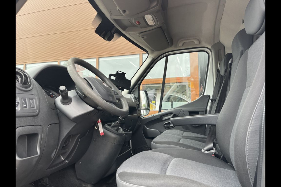 Renault Master T35 2.3 dCi L2H2 3p BPM Vrij! Lease €270 p/m, Imperiaal+Trap, Bedrijfswageninrichting, Navi, PDC, Airco, Trekhaak, Cruise controle, Onderhoudshistorie aanwezig