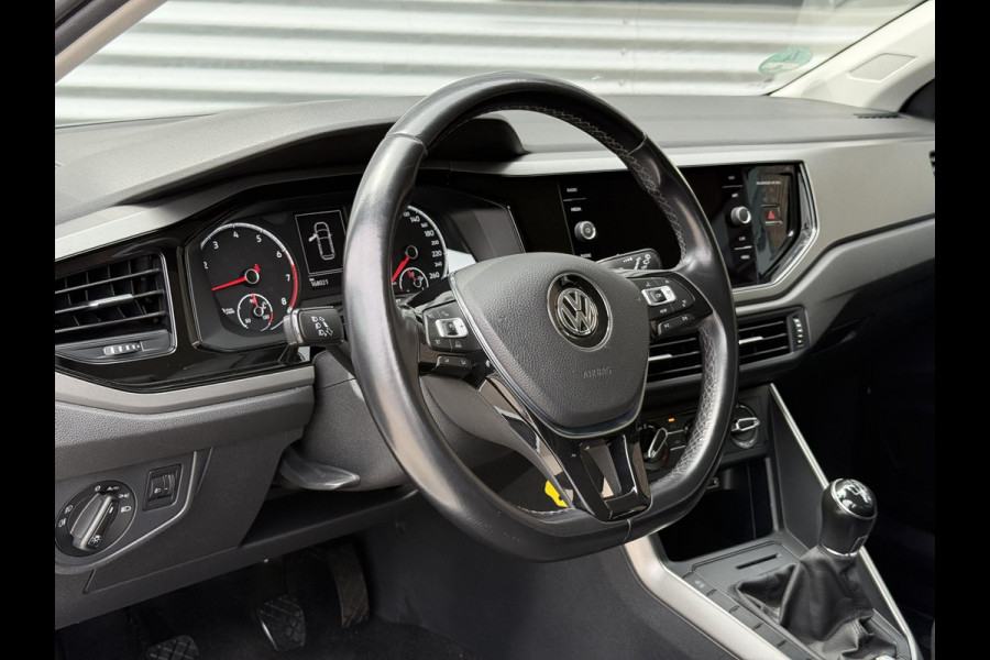 Volkswagen Polo 1.0 TSI Comfortline 2e Eigenaar|Navi|Carplay|Trekhaak|Cruise|Airco|N.A.P|APK tot 03-2027