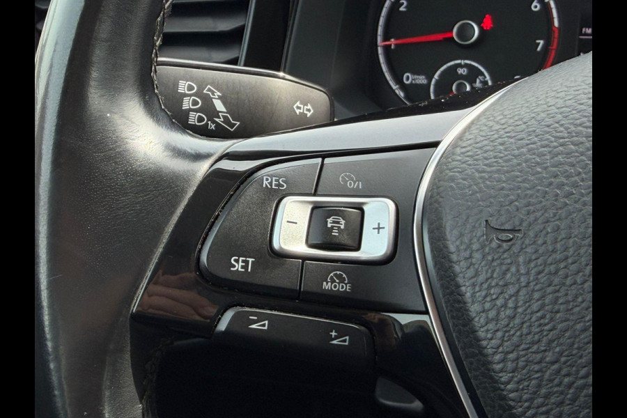 Volkswagen Polo 1.0 TSI Comfortline 2e Eigenaar|Navi|Carplay|Trekhaak|Cruise|Airco|N.A.P|APK tot 03-2027