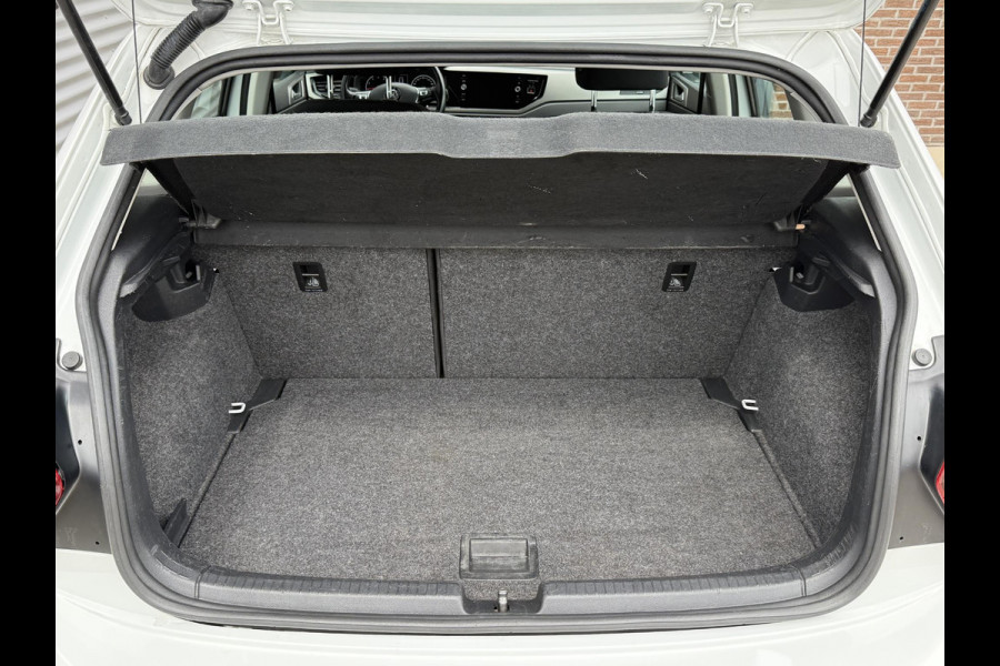 Volkswagen Polo 1.0 TSI Comfortline 2e Eigenaar|Navi|Carplay|Trekhaak|Cruise|Airco|N.A.P|APK tot 03-2027