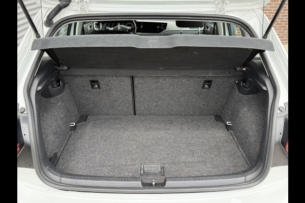 Volkswagen Polo 1.0 TSI Comfortline 2e Eigenaar|Navi|Carplay|Trekhaak|Cruise|Airco|N.A.P|APK tot 03-2027