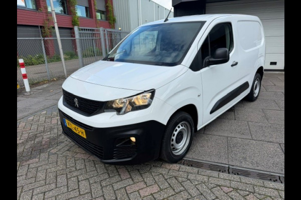 Peugeot Partner 1.2 PureTech Premium AIRCO I NAVI I PDC I APPLE CARPLAY I ANDROID AUTO I 1e EIGENAAQR I COMPLETE ONDERHOUDSHISTORIE