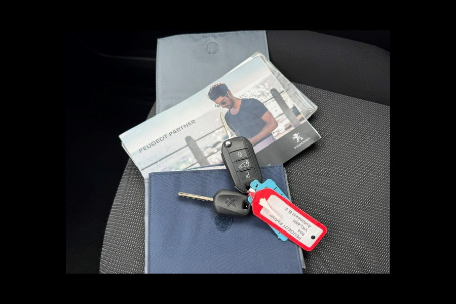 Peugeot Partner 1.2 PureTech Premium AIRCO I NAVI I PDC I APPLE CARPLAY I ANDROID AUTO I 1e EIGENAAQR I COMPLETE ONDERHOUDSHISTORIE