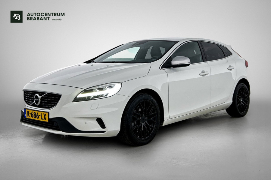 Volvo V40 1.5 T3 Polar+ Sport(Goed OnderH, Panorama, Camera, Trekhaak, Navi, StoelV, PDC V+A, Etc)