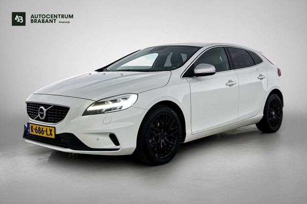 Volvo V40 1.5 T3 Polar+ Sport(Goed OnderH, Panorama, Camera, Trekhaak, Navi, StoelV, PDC V+A, Etc)