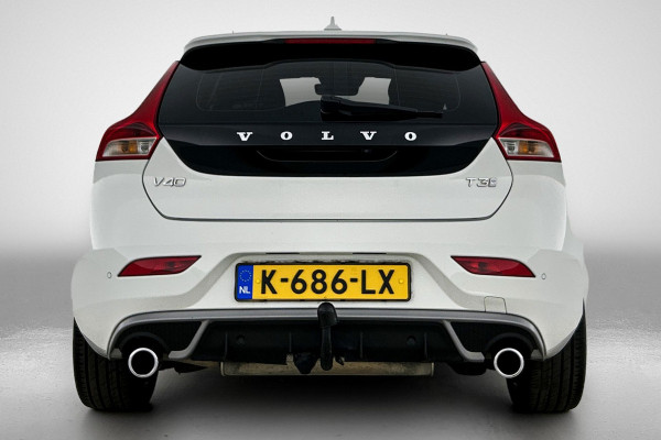 Volvo V40 1.5 T3 Polar+ Sport(Goed OnderH, Panorama, Camera, Trekhaak, Navi, StoelV, PDC V+A, Etc)