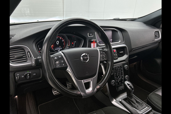 Volvo V40 1.5 T3 Polar+ Sport(Goed OnderH, Panorama, Camera, Trekhaak, Navi, StoelV, PDC V+A, Etc)