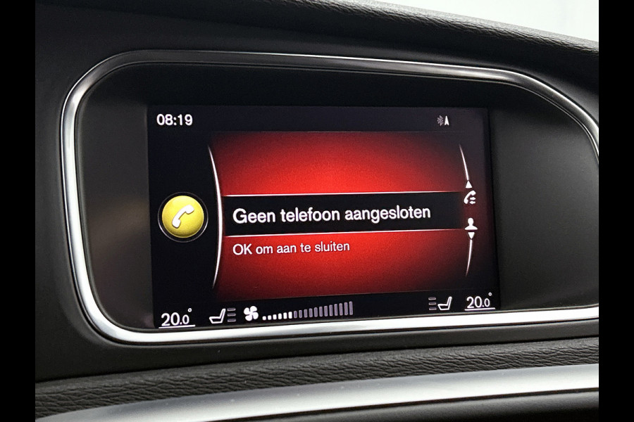 Volvo V40 1.5 T3 Polar+ Sport(Goed OnderH, Panorama, Camera, Trekhaak, Navi, StoelV, PDC V+A, Etc)