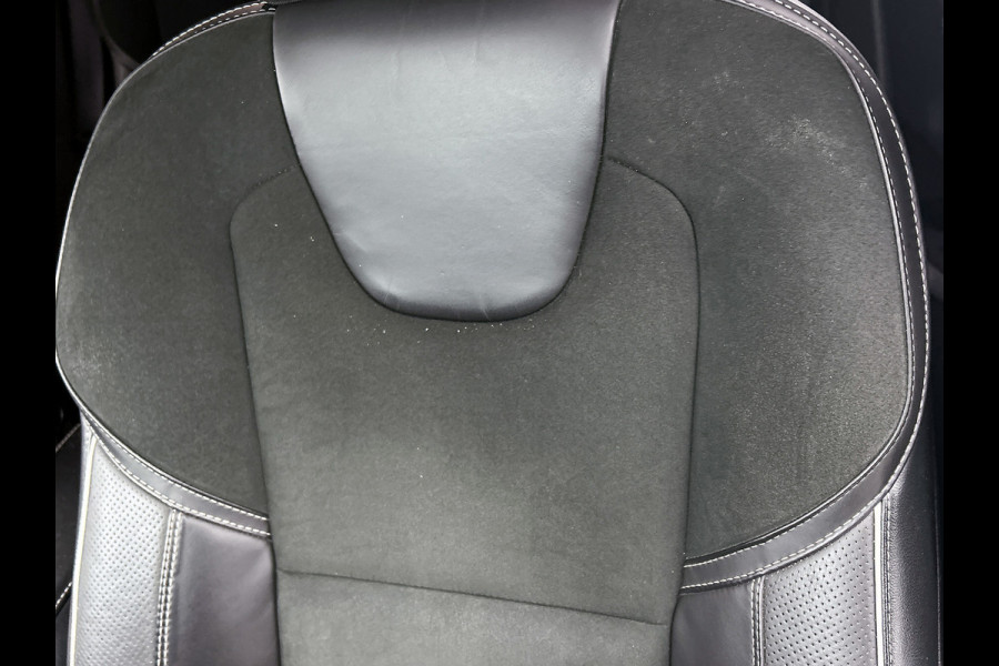 Volvo V40 1.5 T3 Polar+ Sport(Goed OnderH, Panorama, Camera, Trekhaak, Navi, StoelV, PDC V+A, Etc)