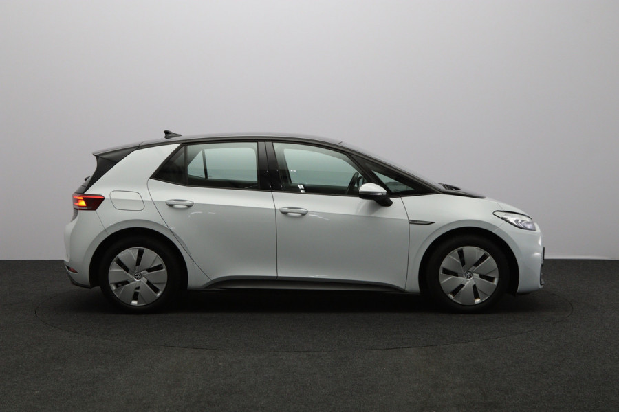 Volkswagen ID.3 Pro 146 PK 58 kWh, SOH 91 %, Stuur- & Stoelverwarming, Adap. Cruise Control, LED, Carplay, Navigatie