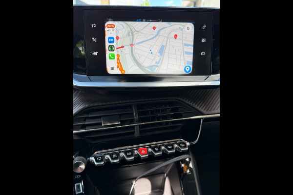 Peugeot 208 1.2 PureTech Active Pack 19.000 KM - Apple CarPlay / Navigatie I Airco I LED I PDC I Sport velgen I Dealer onderhouden
