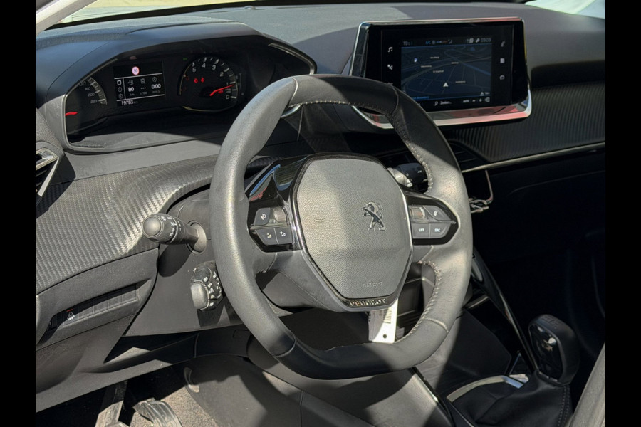 Peugeot 208 1.2 PureTech Active Pack 19.000 KM - Apple CarPlay / Navigatie I Airco I LED I PDC I Sport velgen I Dealer onderhouden