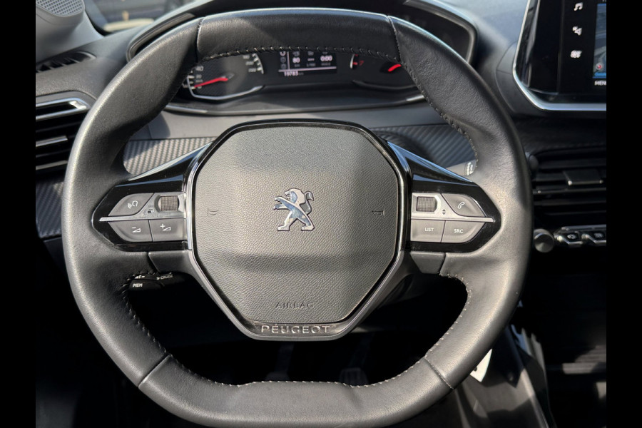 Peugeot 208 1.2 PureTech Active Pack 19.000 KM - Apple CarPlay / Navigatie I Airco I LED I PDC I Sport velgen I Dealer onderhouden